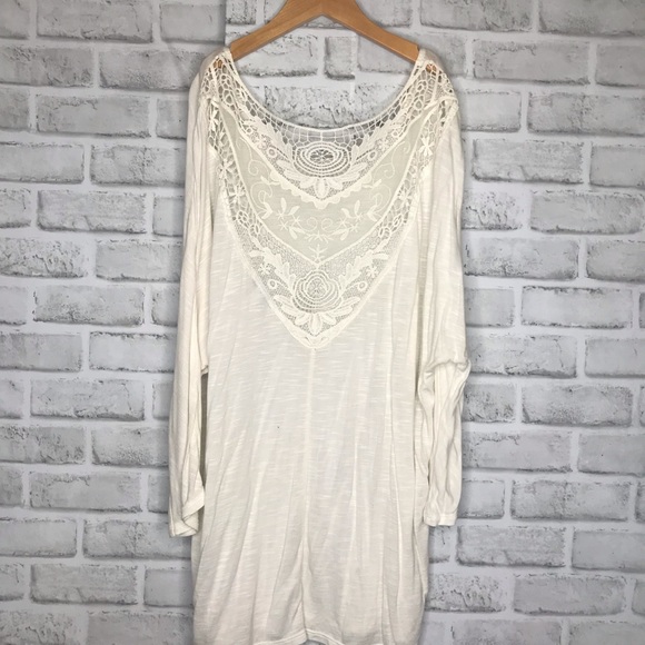 3/4 Sleeve American Eagle Lace Top - Picture 2 of 6